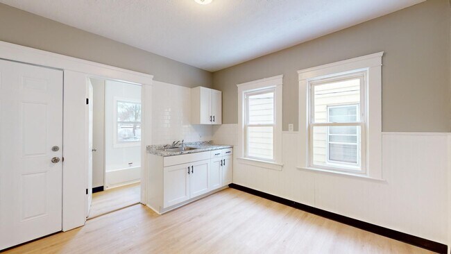 Building Photo - 3465 W.56th