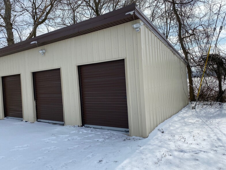 Building Photo - 415 Dunlap St