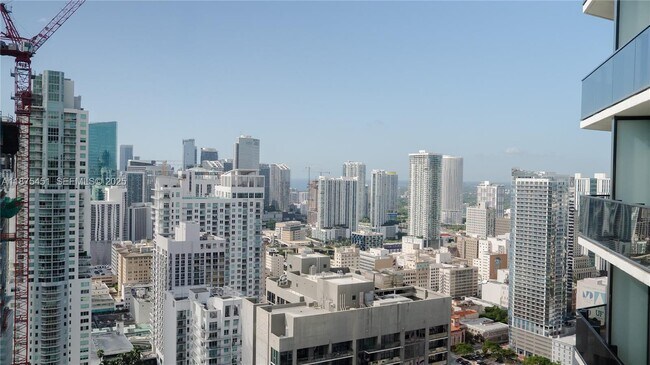 Building Photo - 398 NE 5th St