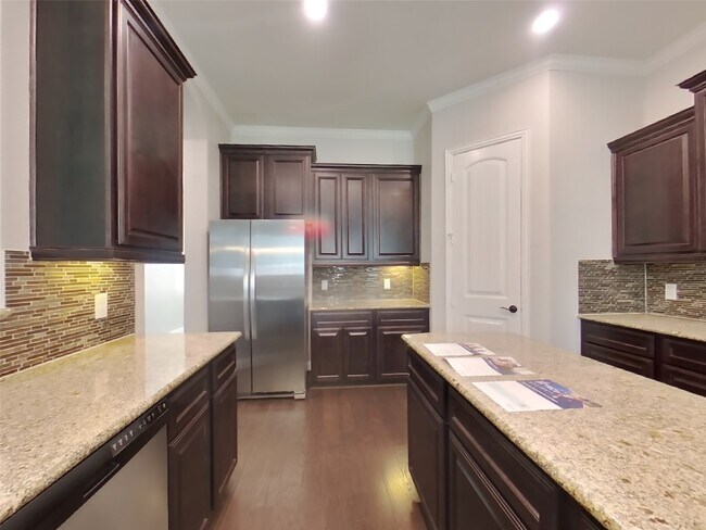 Building Photo - 3219 Breeze Bluff Way
