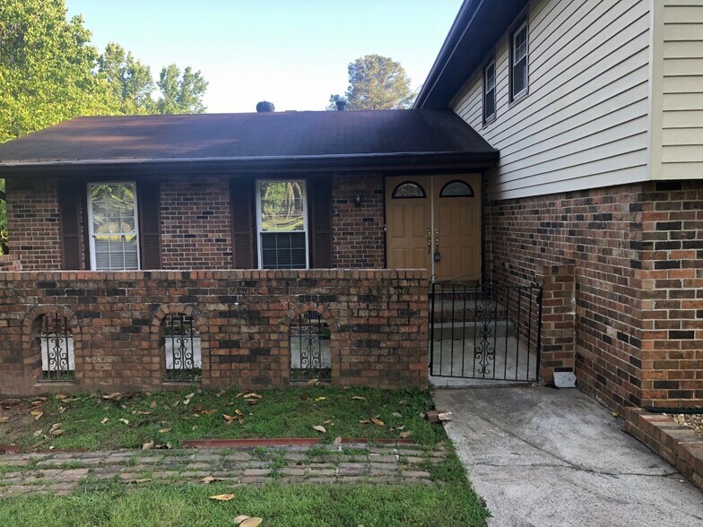 Building Photo - 4769 Dunover Cir