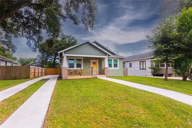 Building Photo - 507 E Paris St