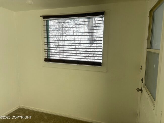 Building Photo - 18676 Amonson Rd