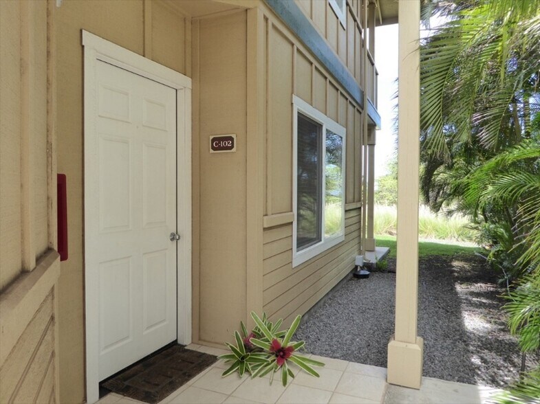 Building Photo - 68-3868-3868 Paniolo Ave