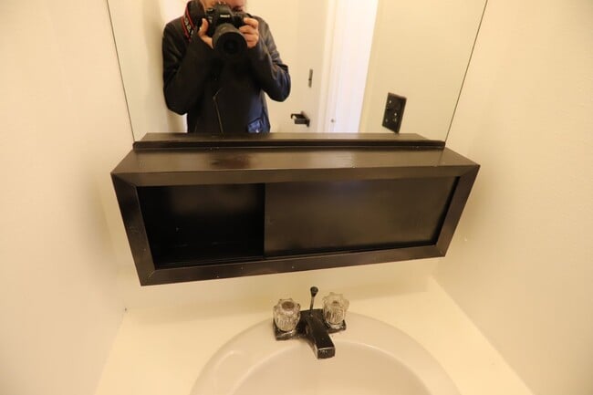 Building Photo - 257 Canby St