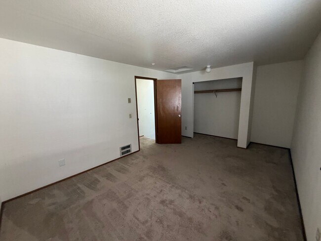 Building Photo - 21713 80th Ave W
