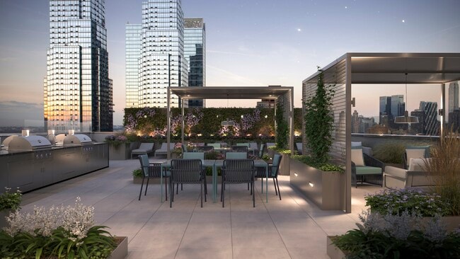 Interior Photo - Lyra