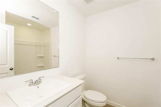 Building Photo - 1109 Tufted Dr