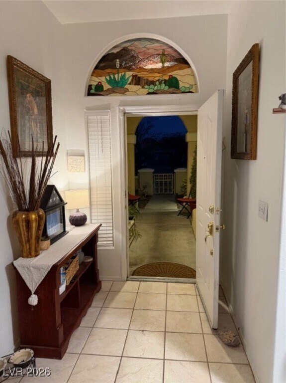 Building Photo - 10527 Mission Lakes Ave