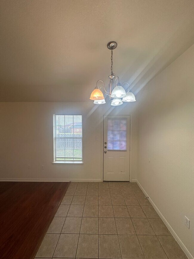 Building Photo - 3204 Baldwin Loop
