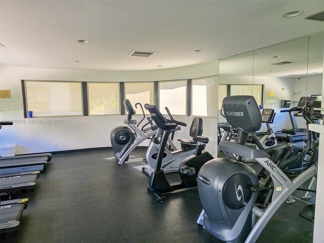 Building Photo - 251 Crandon Blvd