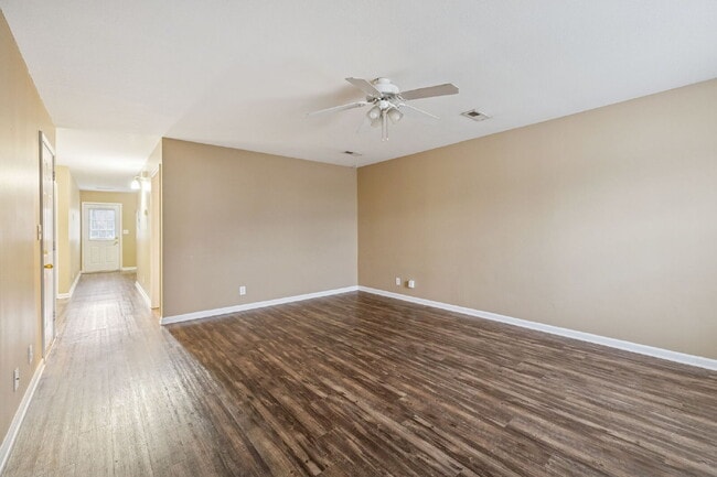 Building Photo - 269 B EXECUTIVE AVENUE