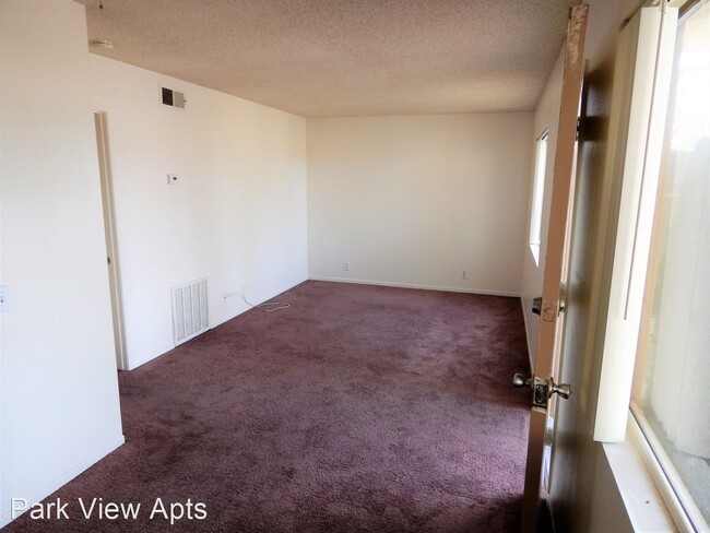 Building Photo - 16350 Pebble Beach Dr