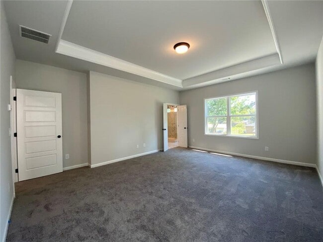 Building Photo - 5037 Silver Fox Trl