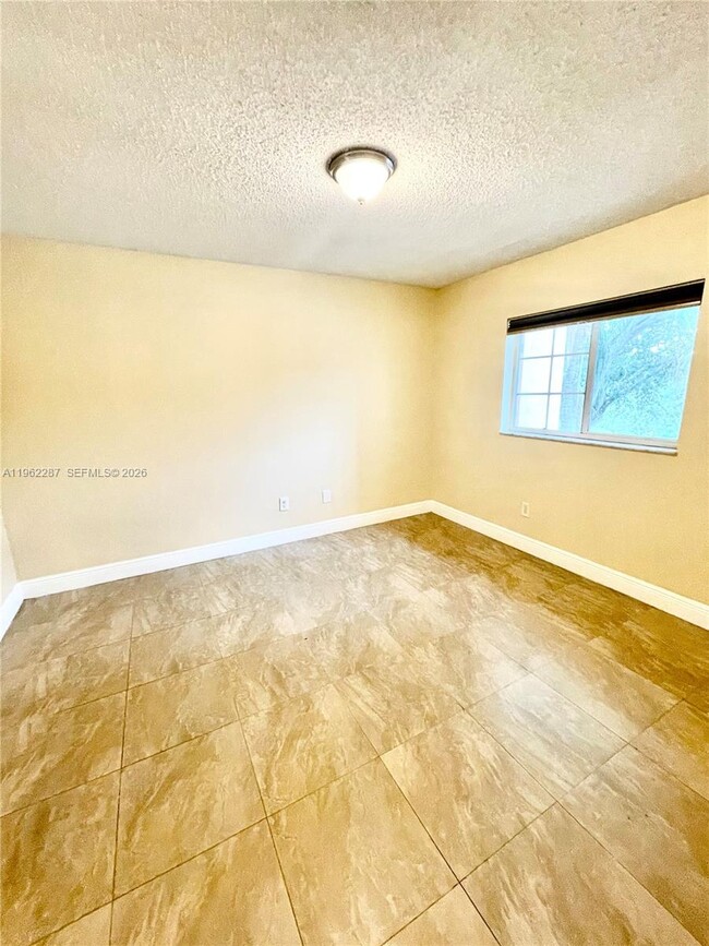 Building Photo - 3690 N 56th Ave