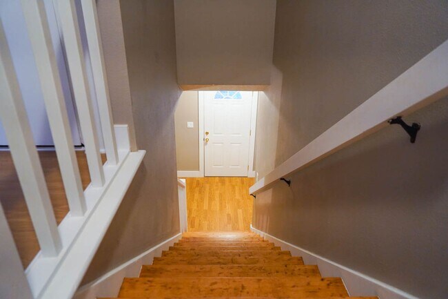 Building Photo - Beautiful 3 Bedroom Home in Wilsonville