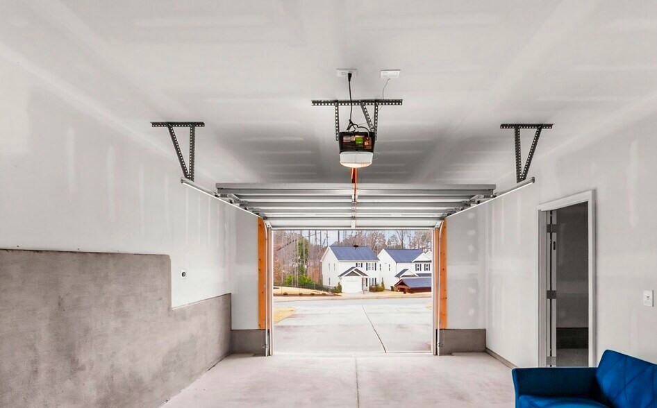 Building Photo - 111 Rosemary St