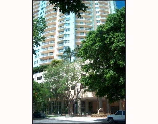 Building - 2475 Brickell Ave