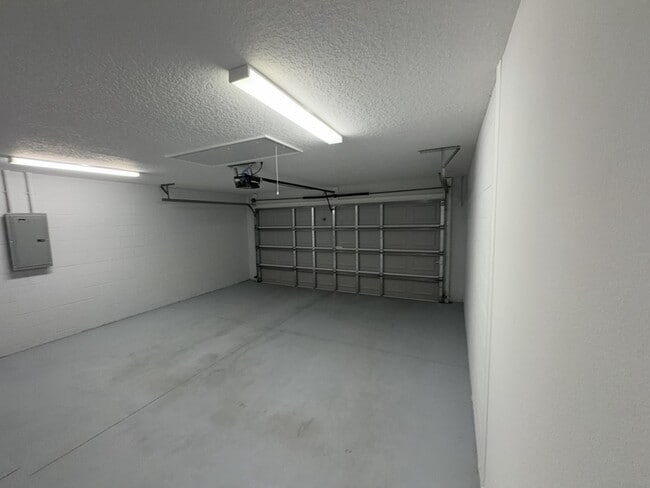 Building Photo - 15023 SE 93rd Ct