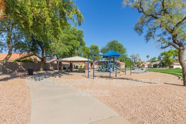 Building Photo - 8132 E Onza Ave