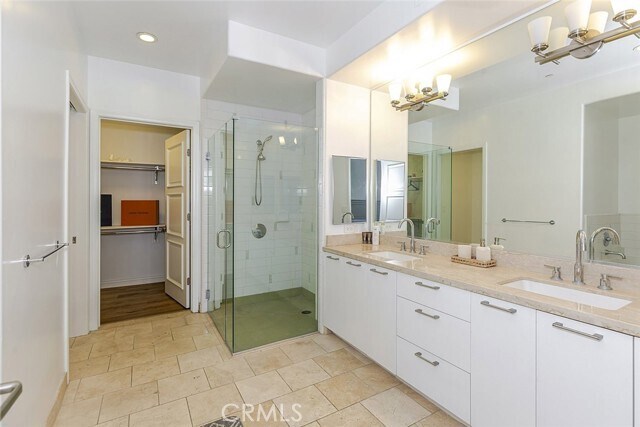 Building Photo - 407 Caruso Ave