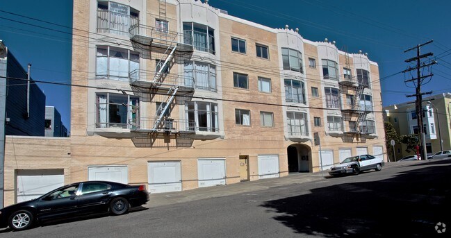 Building Photo - 900 Broderick