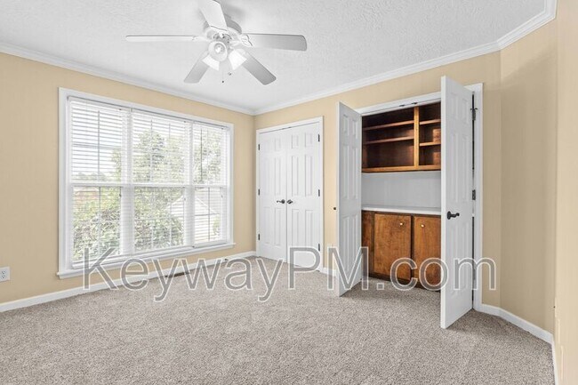 Building Photo - 4851 Appletree Ct