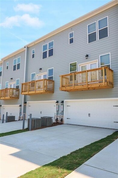 Building Photo - 1575 Cedars Rd SE