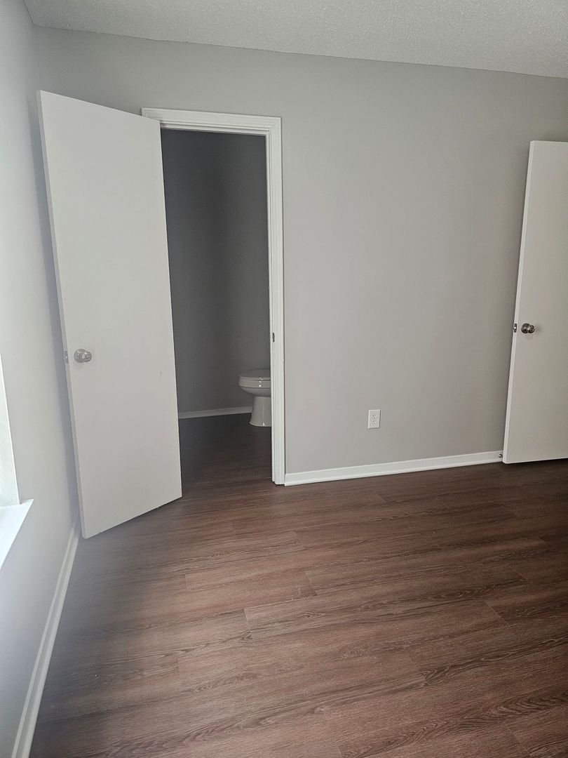 Building Photo - 6620 Forestgate Rd