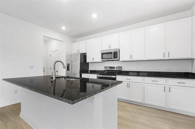 Building Photo - 701 Unakite Trl