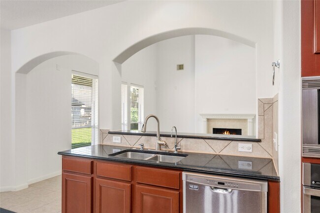 Building Photo - 1810 Candle Light Ct