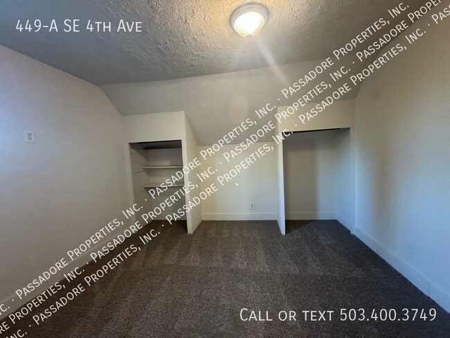 Building Photo - 449 SE 4th Ave