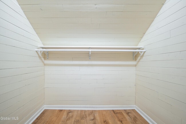 Building Photo - 364 Altamont Ave