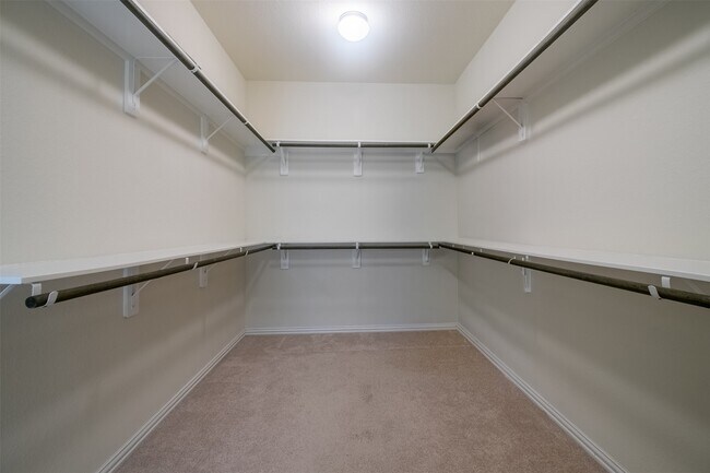 Building Photo - 18303 Chester Meadow Ln