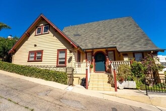 Building Photo - 419 Brakey Rd