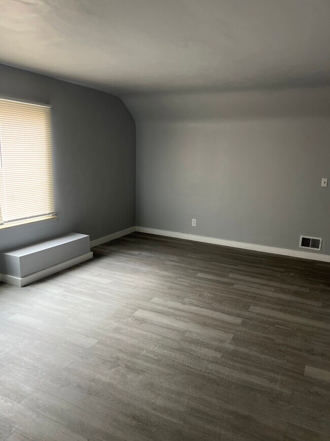 Building Photo - 1646 21st St