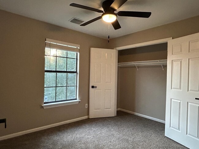 Building Photo - 14210 Orchard Farms Ln