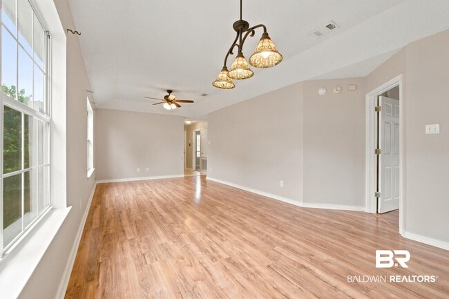 Building Photo - 7689 Audubon Dr