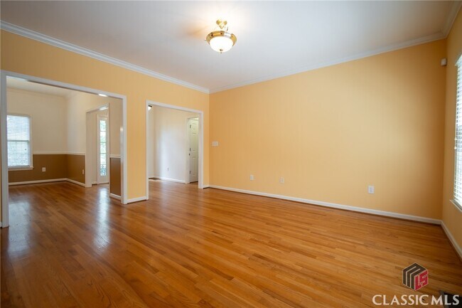 Building Photo - 1030 Laurel Springs Ct