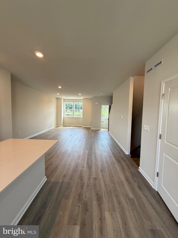 Building Photo - 8203 Brodie Ct