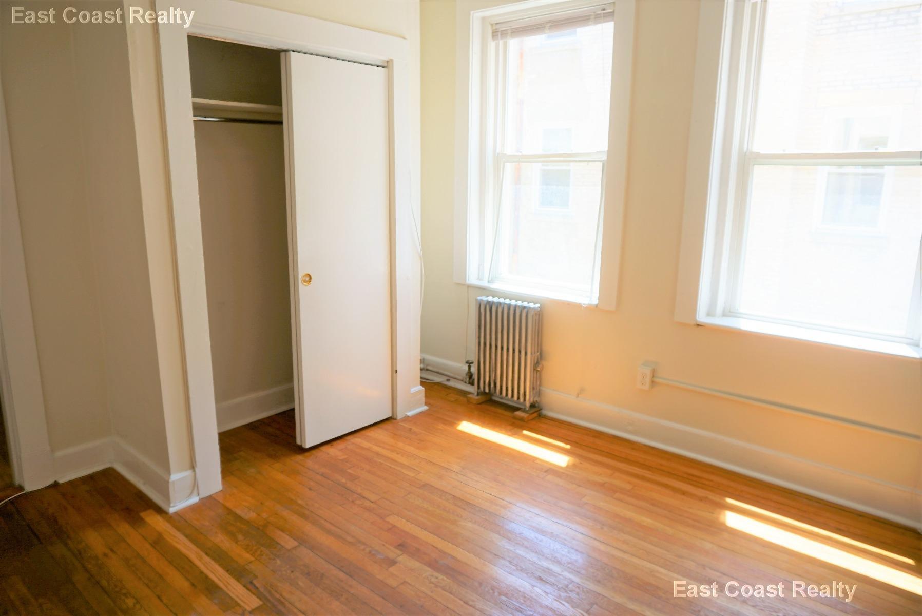 Building Photo - 79 Gordon St