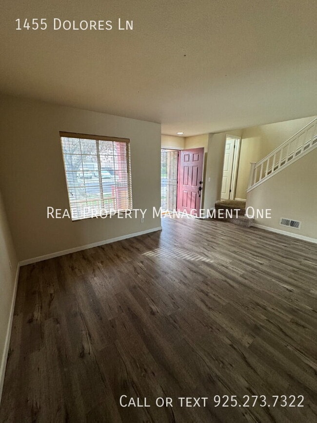 Building Photo - 1455 Dolores Ln