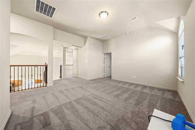 Building Photo - 6040 Liverpool St