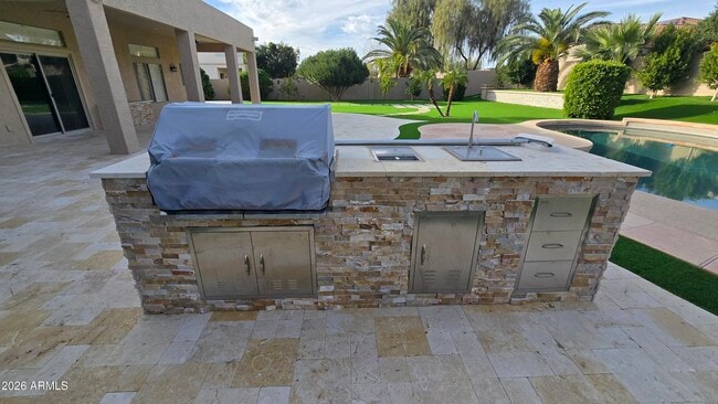 Building Photo - 9658 W Pinnacle Vista Dr