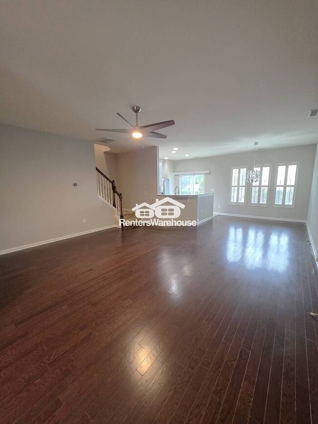 Building Photo - Beautiful 3-bedroom townhome in North Rale...