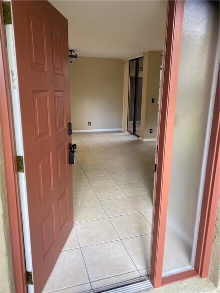 Building Photo - 2448 NW 49th Ter