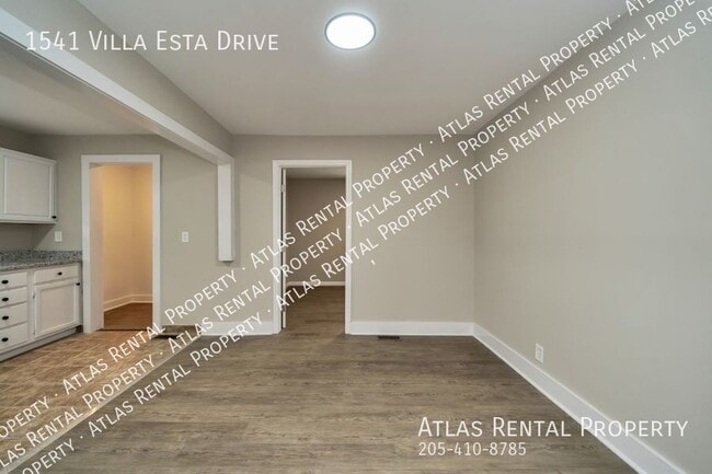 Building Photo - 1541 Villa Esta Dr