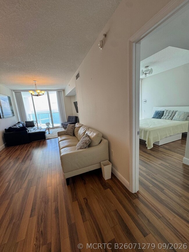 Building Photo - 16699 Collins Ave