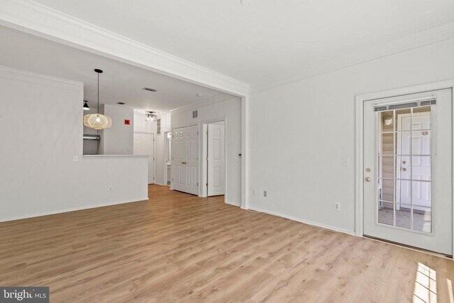 Building Photo - 1530 Spring Gate Dr.