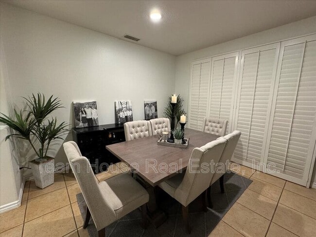 Building Photo - 26734 Via Bellazza